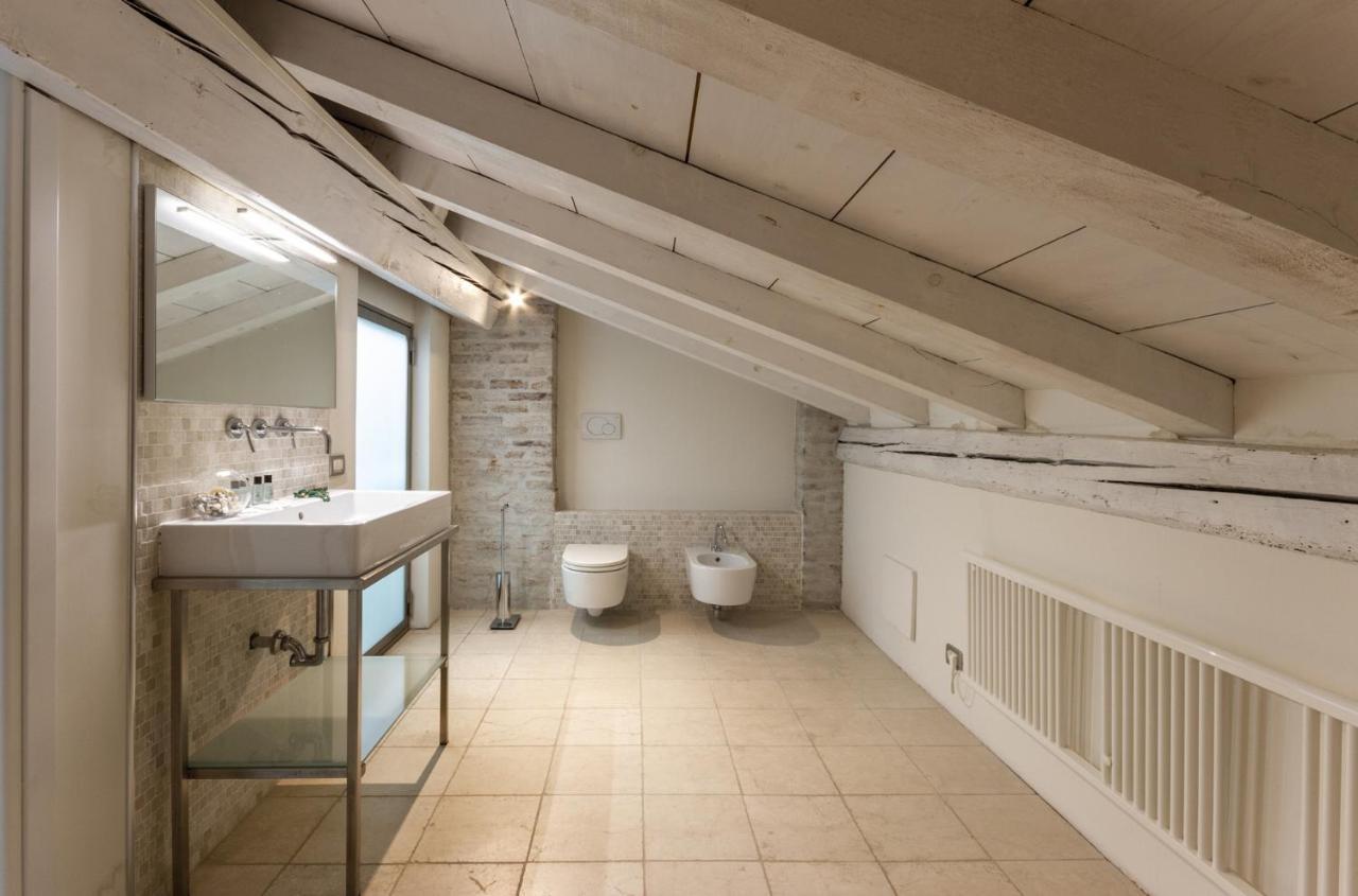 Smeraldo Suite - Smart Holiday Mantova Eksteriør bilde